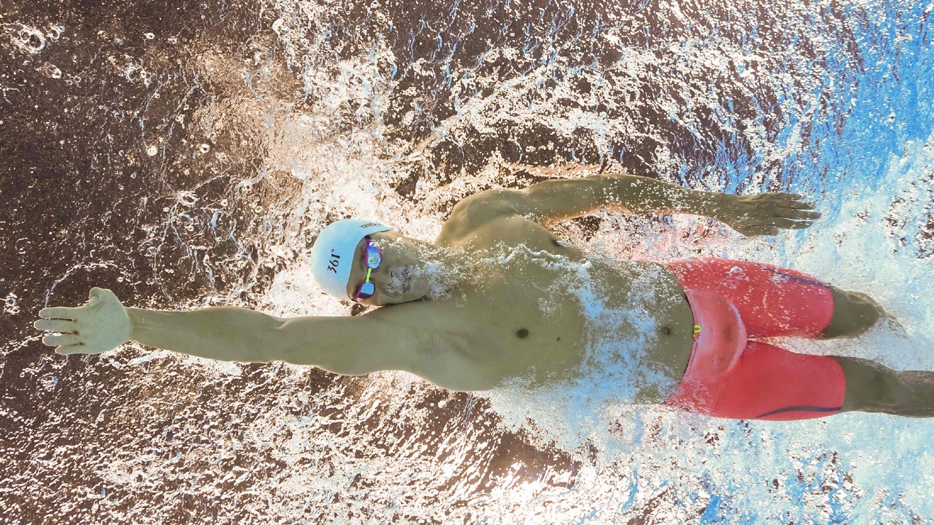 佩德里一剑封喉，当几内亚的野性遇上贝蒂斯的优雅